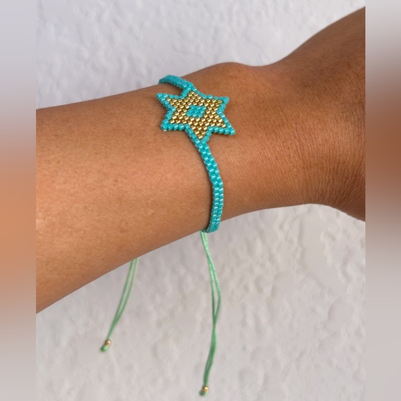 Handbeaded Blue Star of David Adjustable Bracelet fits for any wrist size - Picture 3 of 4